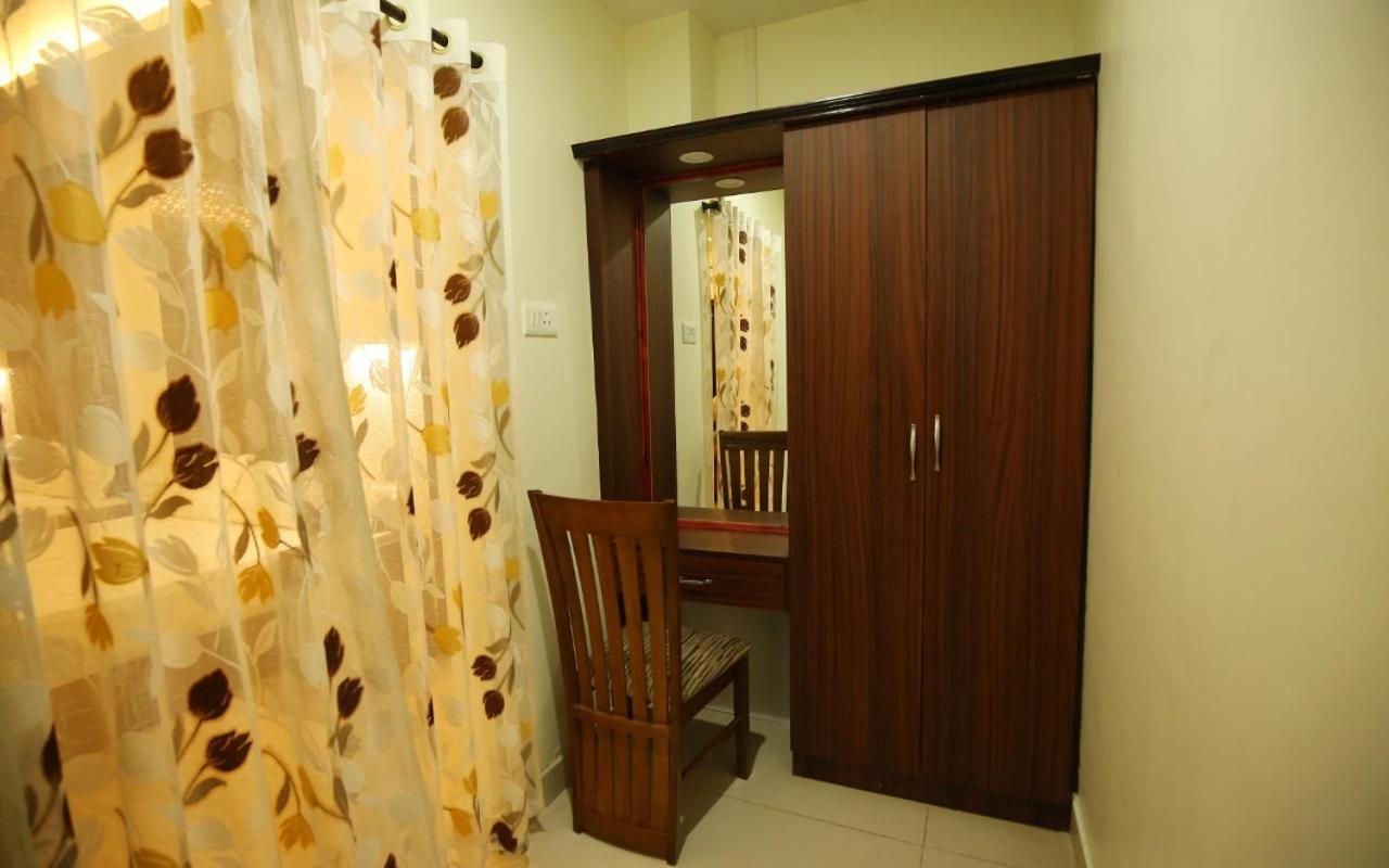 Hotel Marina Manor Порт-Блэр Экстерьер фото